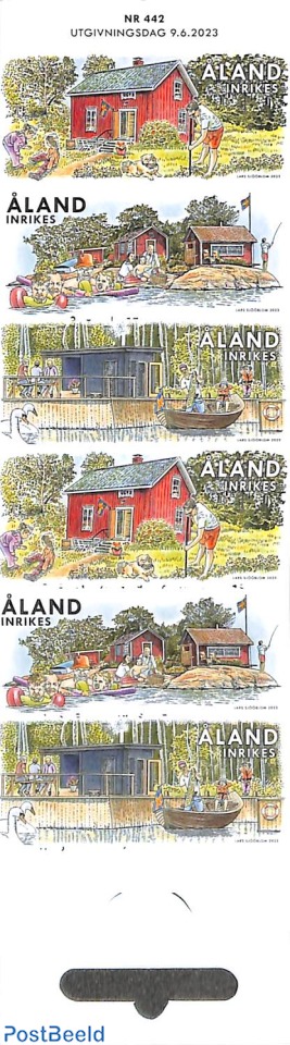 Summer holiday houses booklet