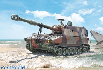 M109 A2/A3/G Self-Propelled Artillery